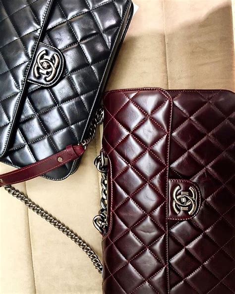 loose thread chanel bag|chanel bag chain cut edge.